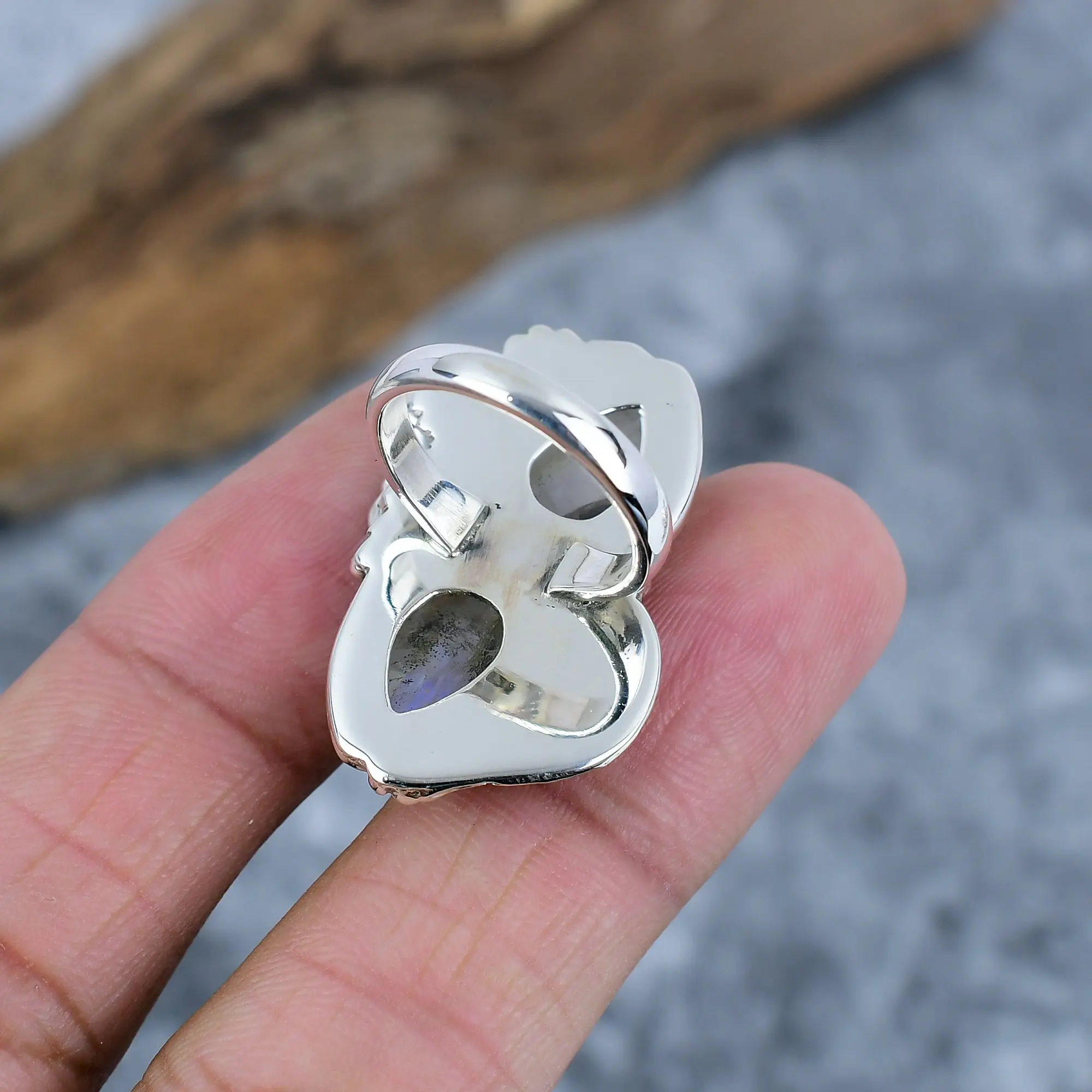 Celestial Glow: Handmade Moonstone & Sterling Silver Ring
